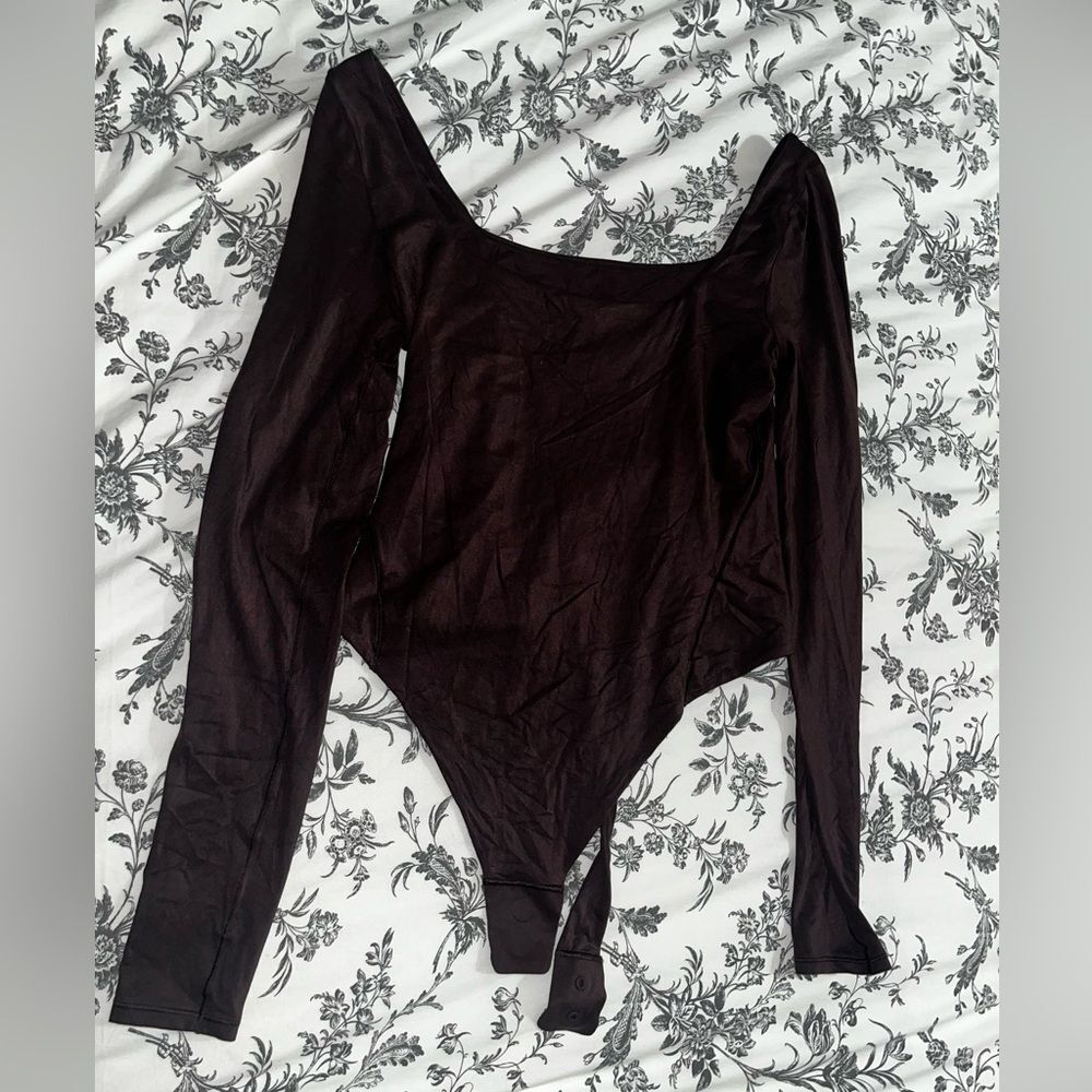 Lululemon wunder most Square neck long sleeve espresso size medium
